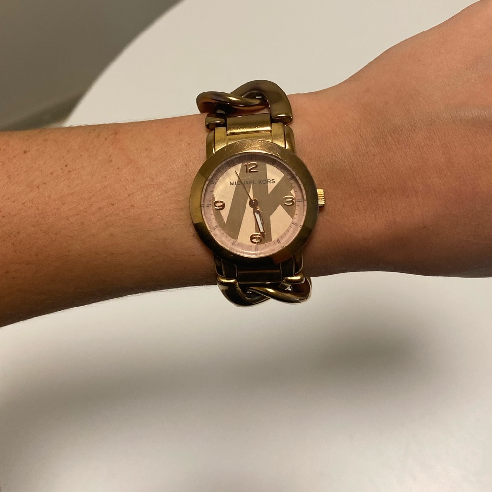 Women’s Michael Kors Wristwatch - Picture 6 of 6
